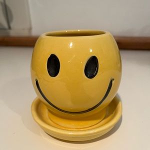 McCoy smile face planter